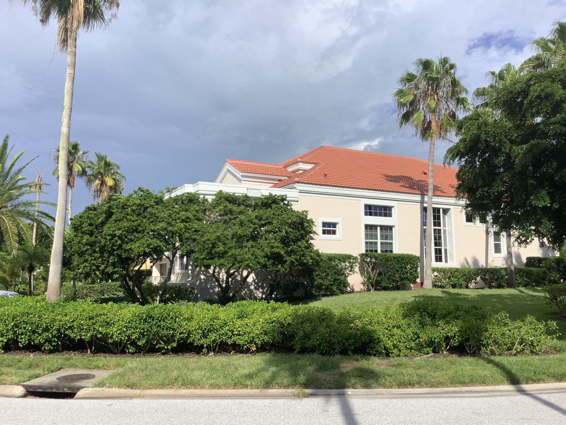 Finish Gutters for Luxury Homes in Longboat Key FL by Gutter Professors