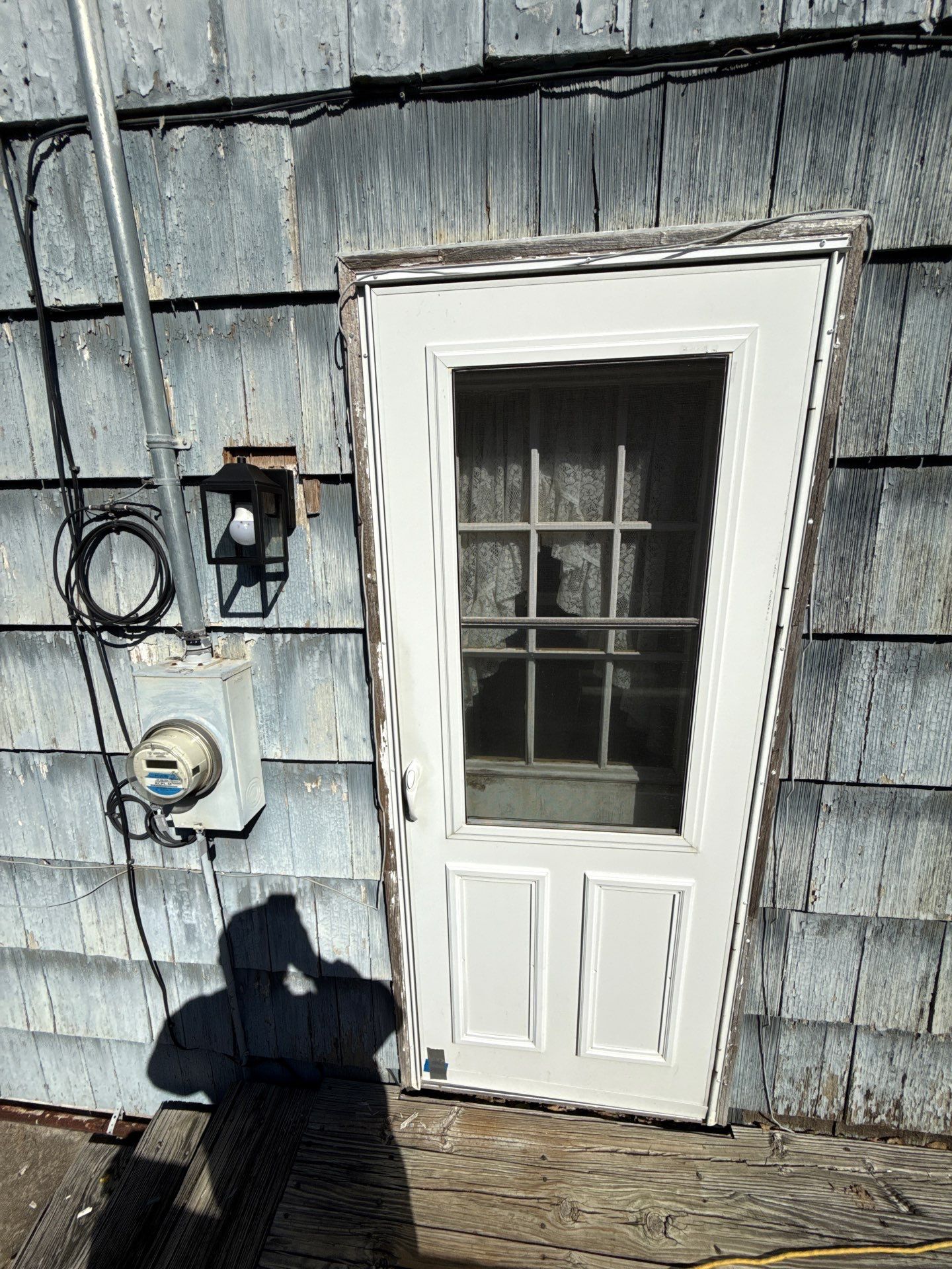 Feeling Blue in Weston Mo - Time for a Makeover  by EEC  Windows, Siding & Roofing 