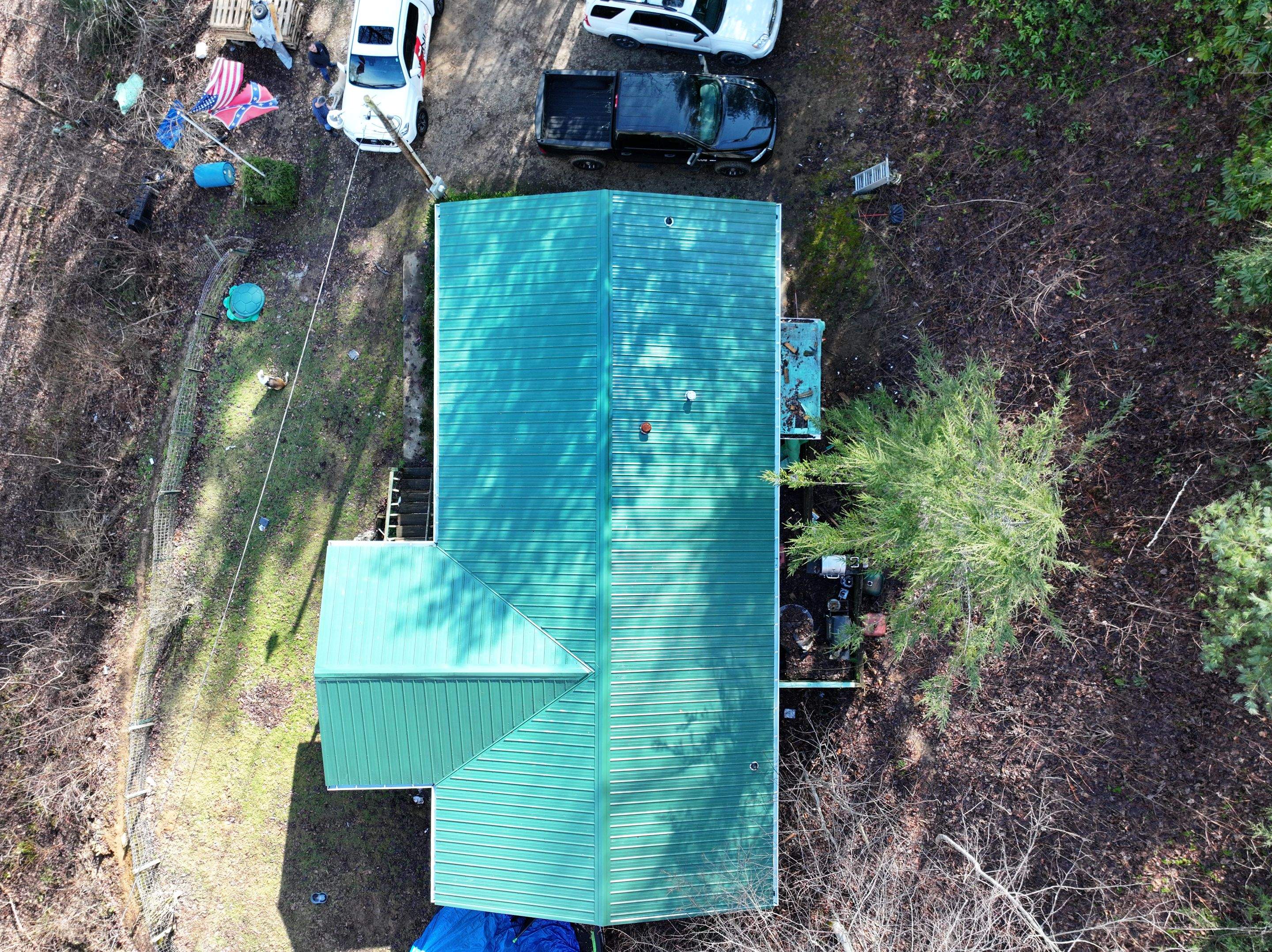 Morefield Residence by Omnia Roofing