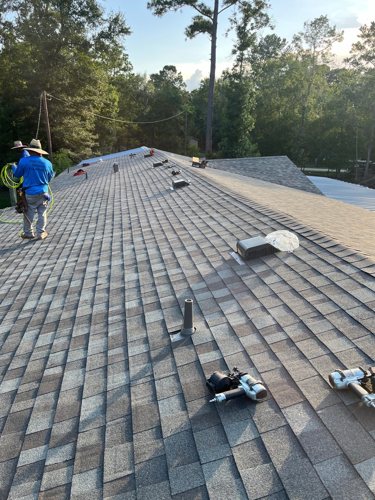 Residential Roofing Installation using Owen's Corning Duration (Lifetime) Shingles by Roof Repair Company