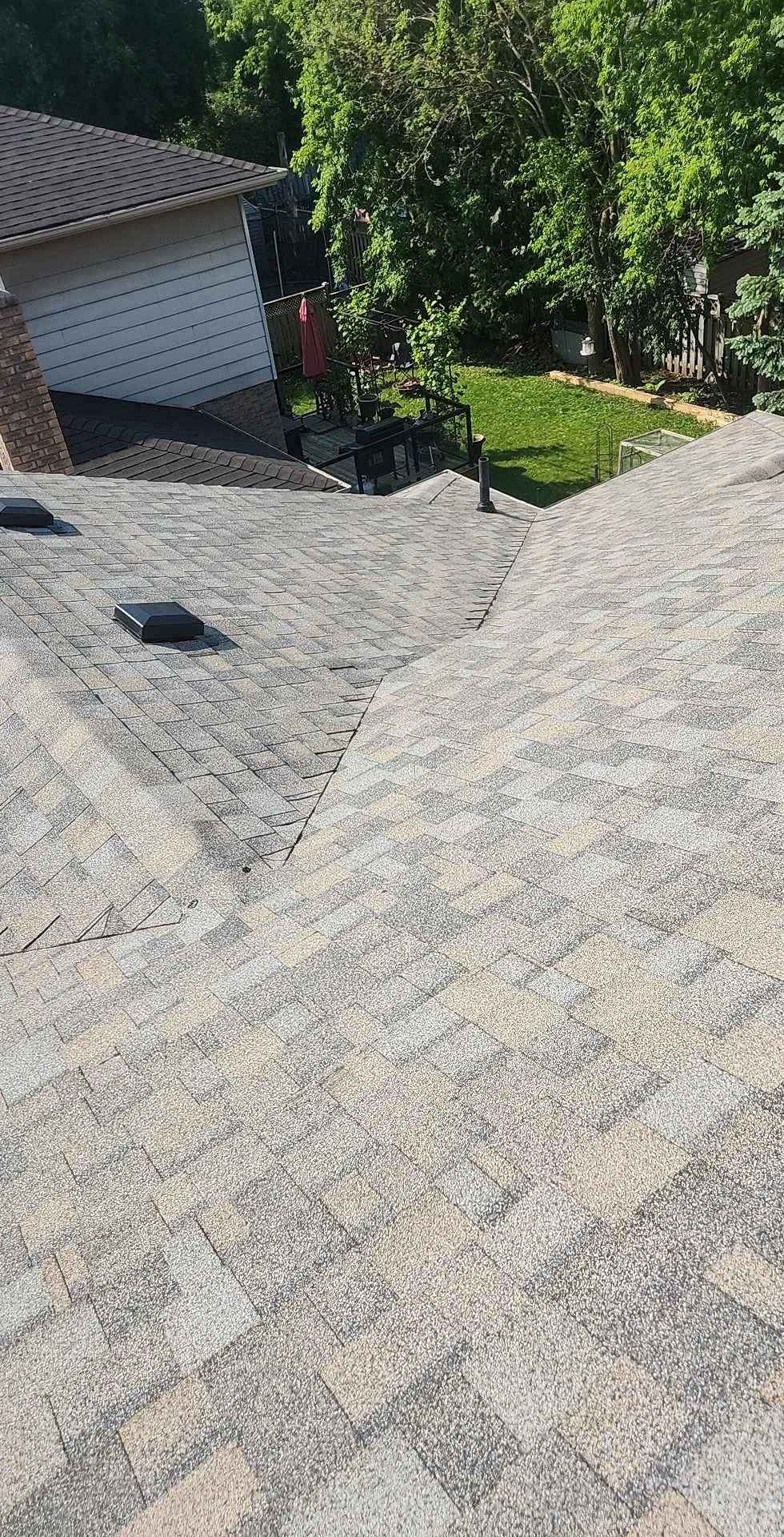 IKO ProFormax System with IKO Dynasty Shingles - Roof Replacement - Barrie, Ontario by Elsa Roofing 