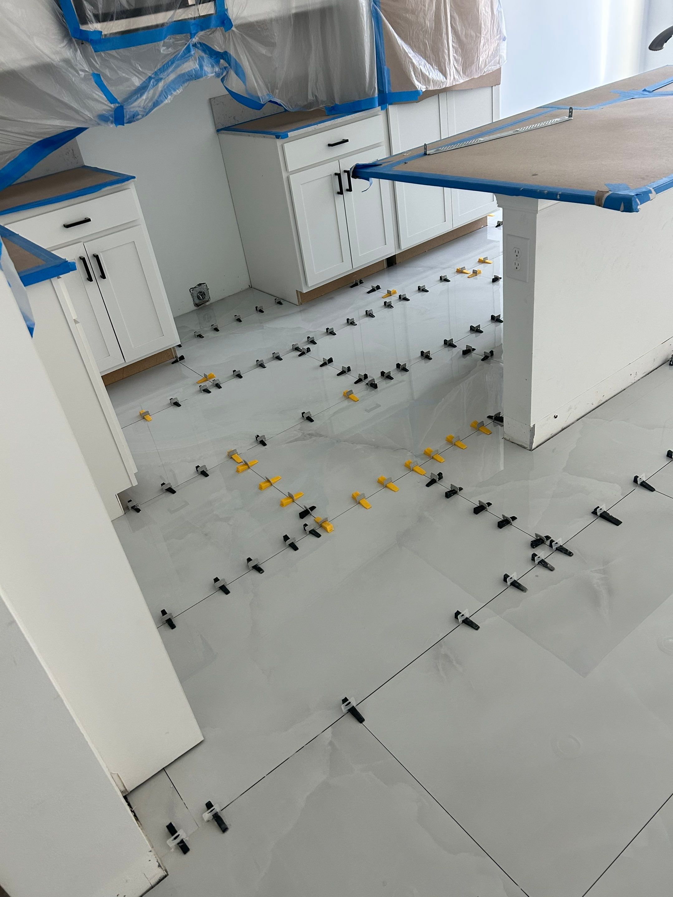 Floors and Baseboards - Wellington by Hevi Tile