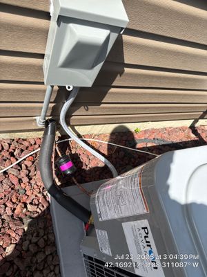 Carrier Performance™ 97 & Comfort™ 14 AC Installation in Algonquin, IL