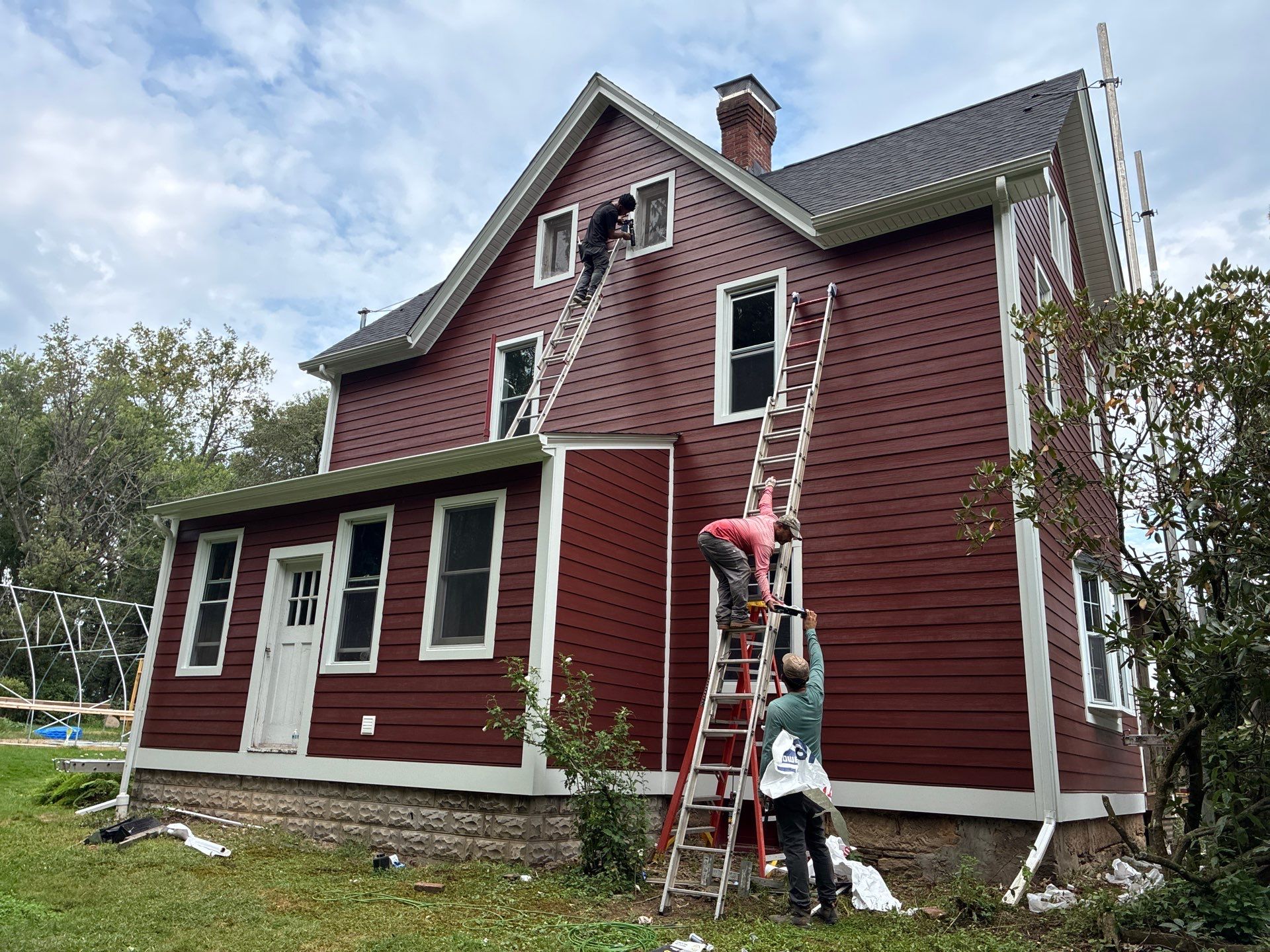 Full House Siding Renovation and Exterior Repairs in Valencia, Pennsylvania by Ideal Siding Pittsburgh