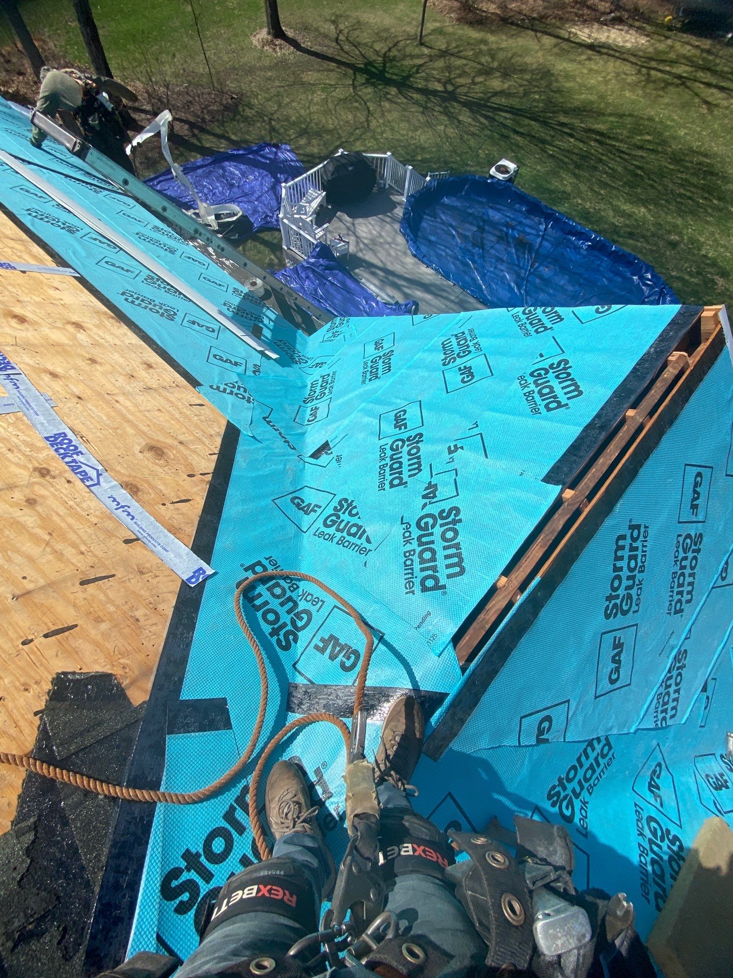 Only the best GAF asphalt shingles in Oxford by DiGiorgi Roofing and Siding Inc