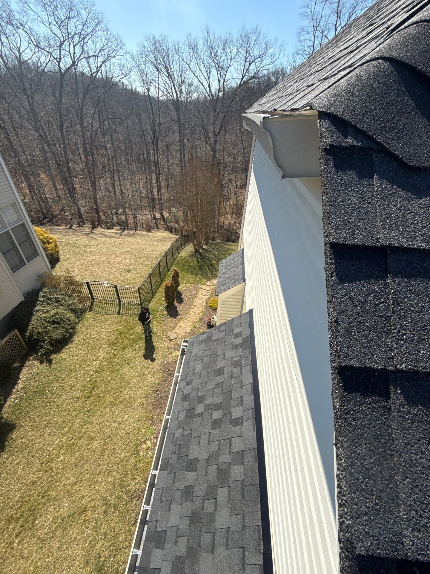 Springfield: Residential Roof Replacement with CertainTeed Landmark Pro in Max Def Moire Black by RM Banning, Inc.