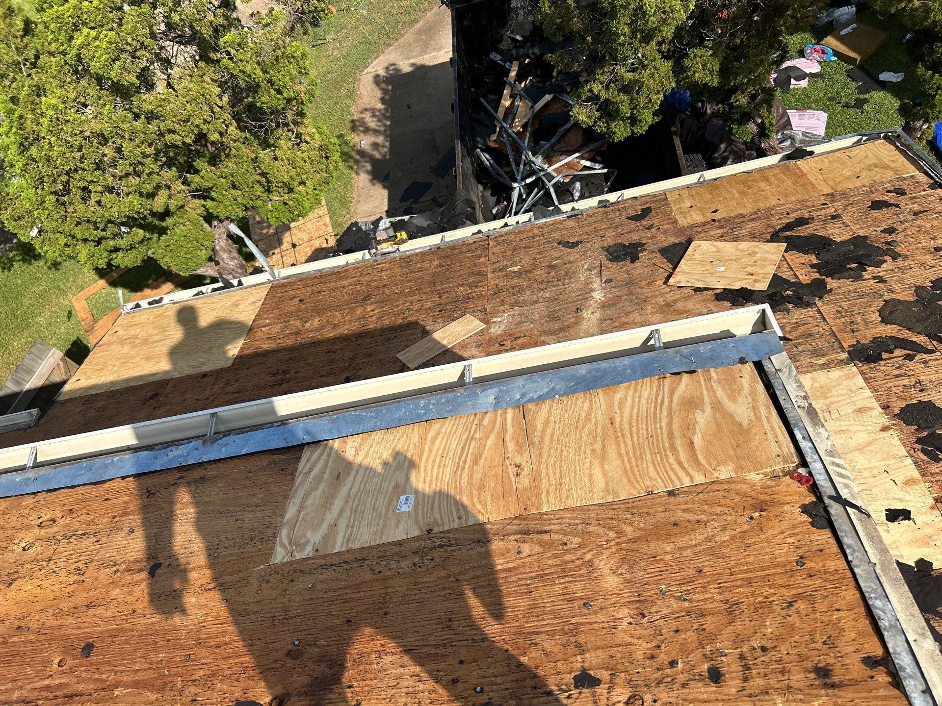 Residential Roofing Installation using Owen's Corning Duration (Lifetime) Shingles by Roof Repair Company