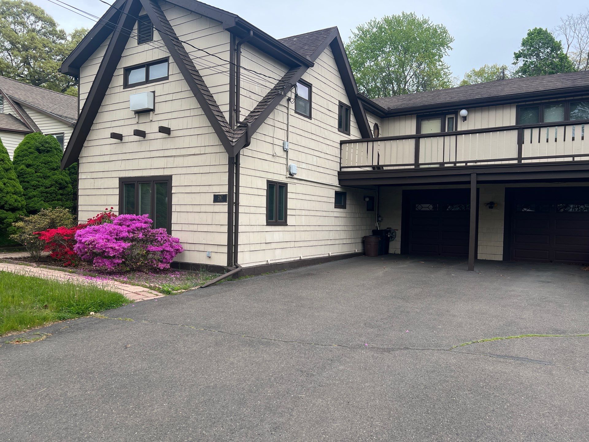 Residential Lawn Maintenance and Professional Mowing in East Haven by Diamond Image LLC