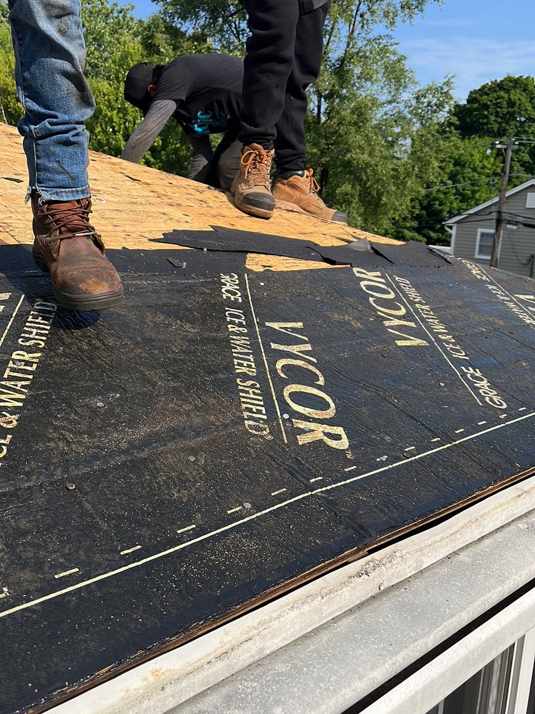 Roof Repair by G2