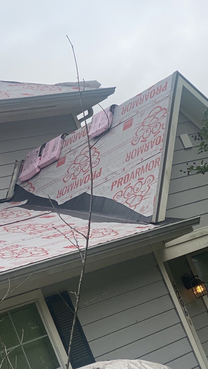 Residential Roofing Installation using Owen's Corning Duration (Lifetime) Shingles by Roof Repair Company