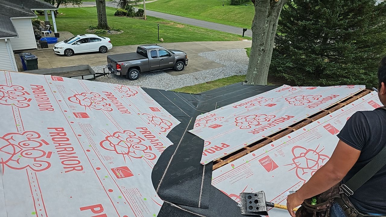OWENS CORNING COLOR: Onyx Black by Eagle Eye Roofing