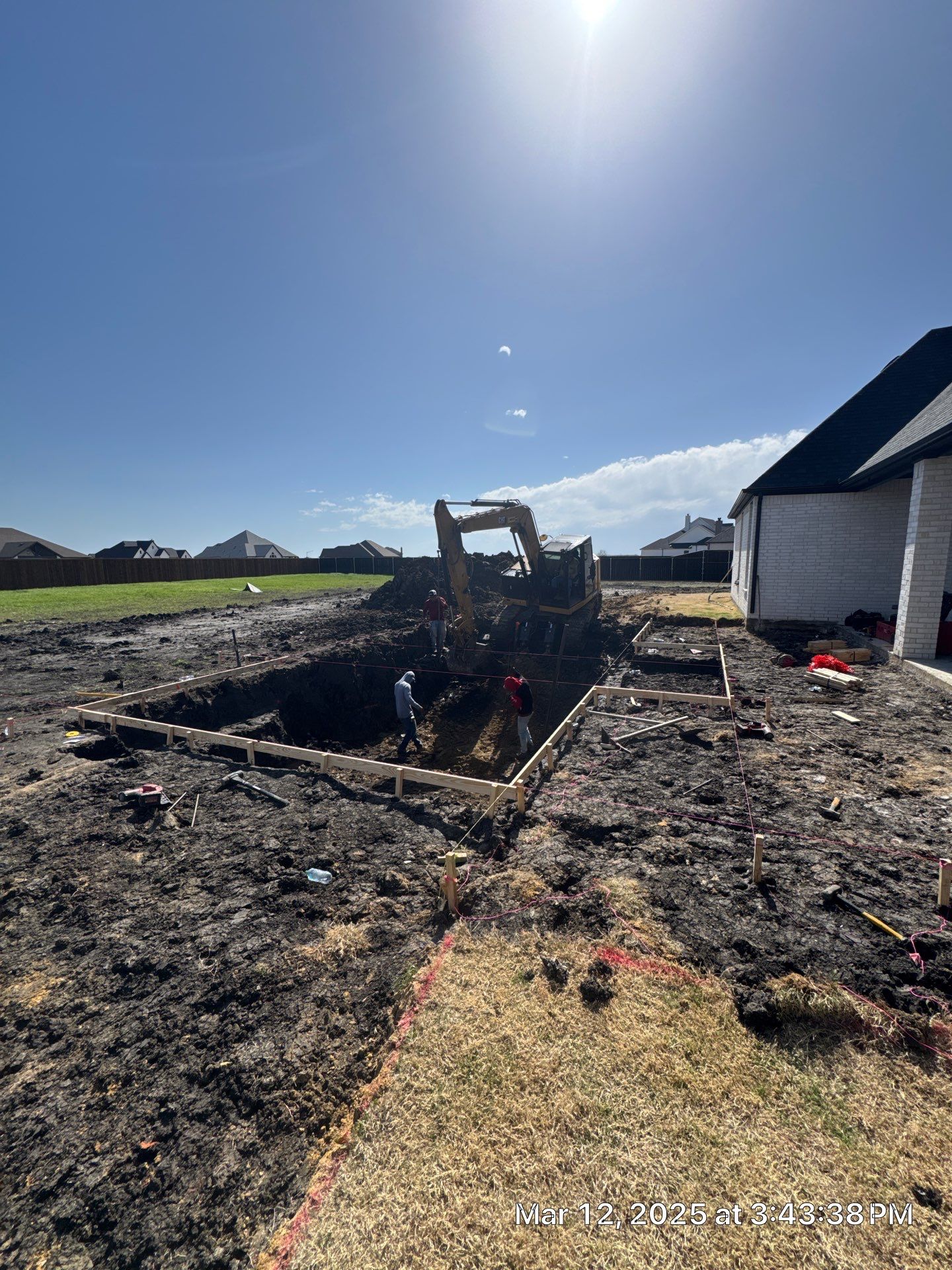 Modern Geometric with Sunken Pool Bar by Pinnacle Pools and Spas - DFW