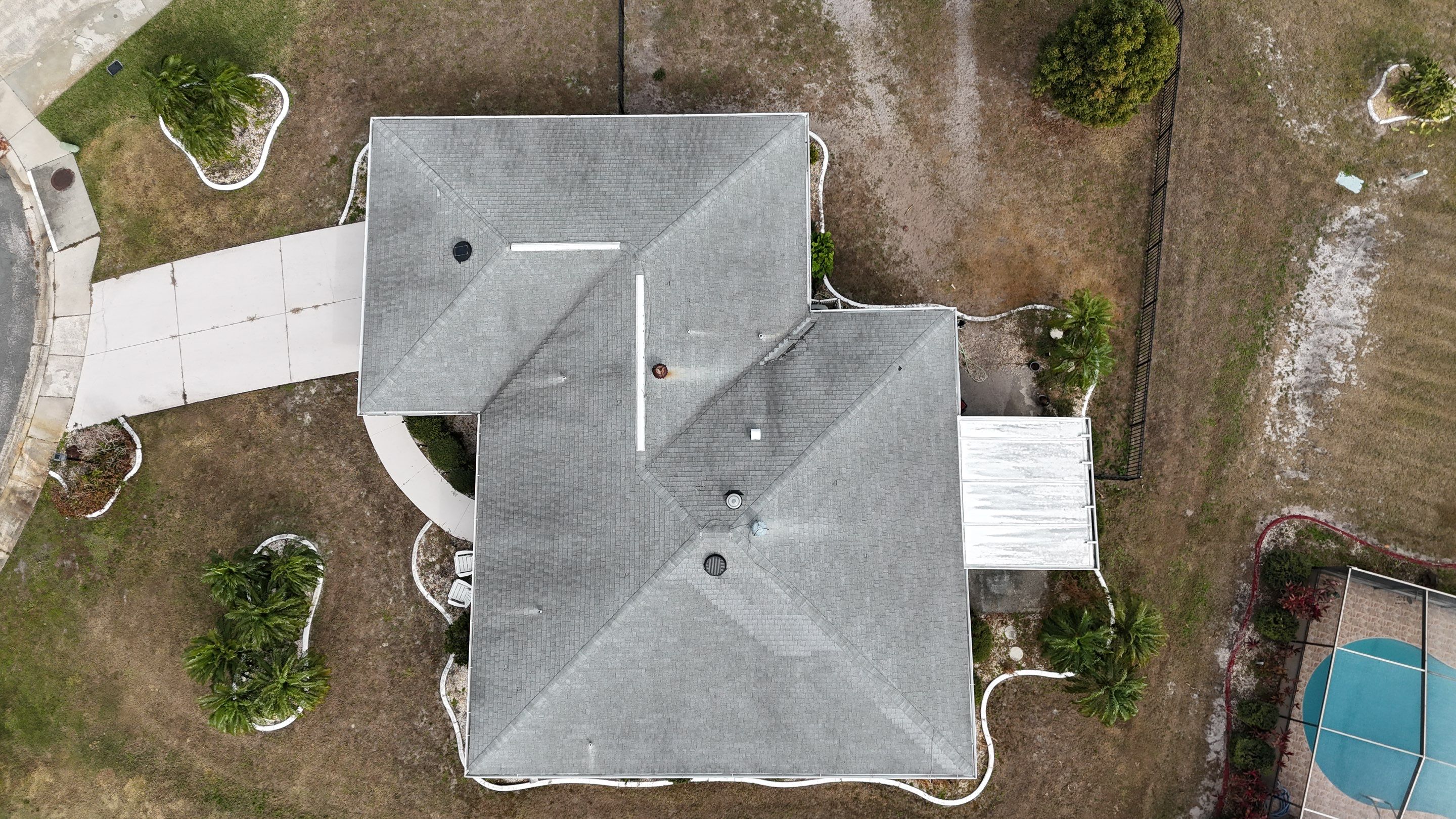 Roof Replacement in Sun City Center, FL by Shingle Masters Roofing