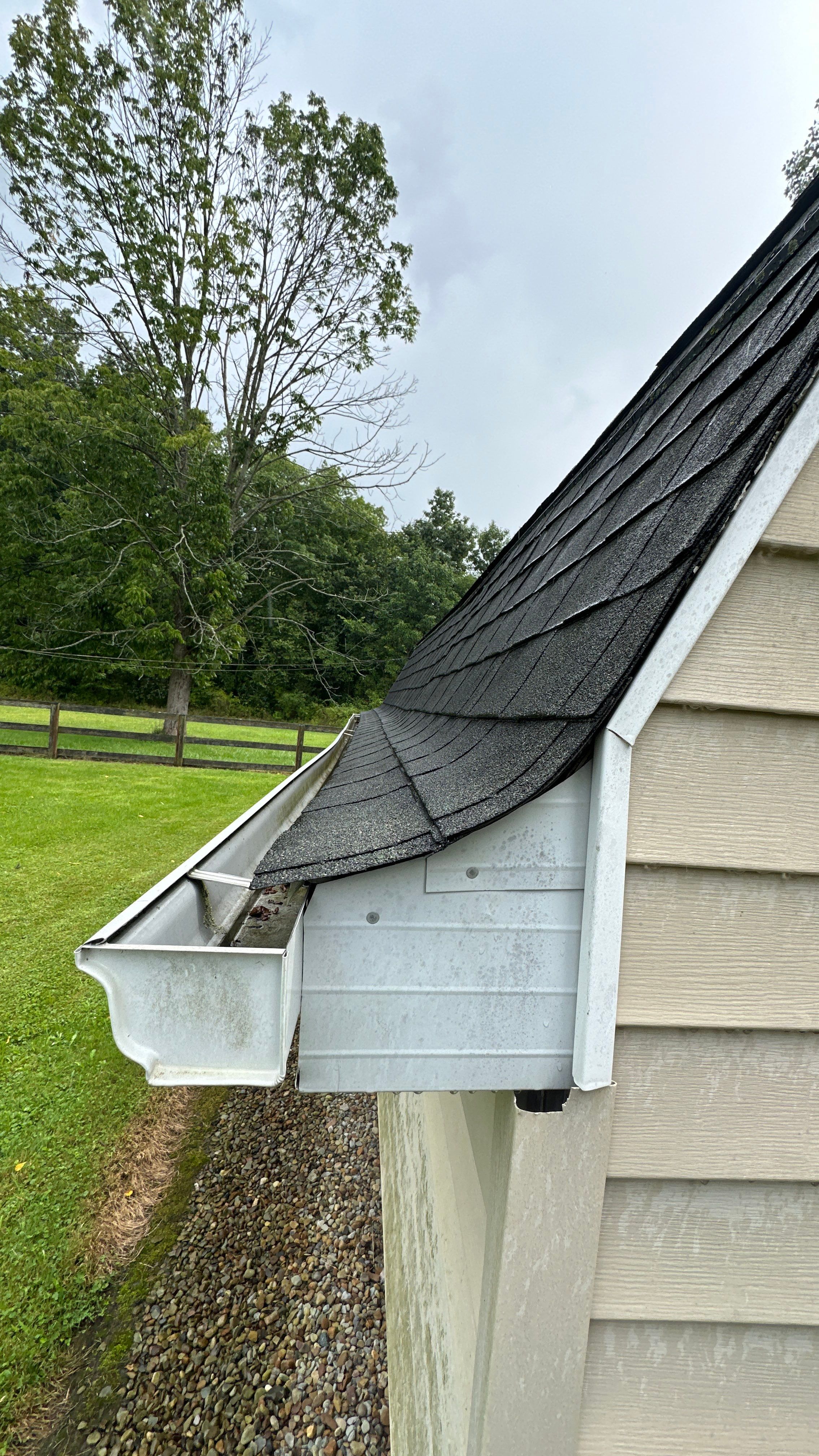 Roof, Gutter, and Skylight Replacement by Homestyle in Hinckley by Homestyle Home Improvements (HHI)