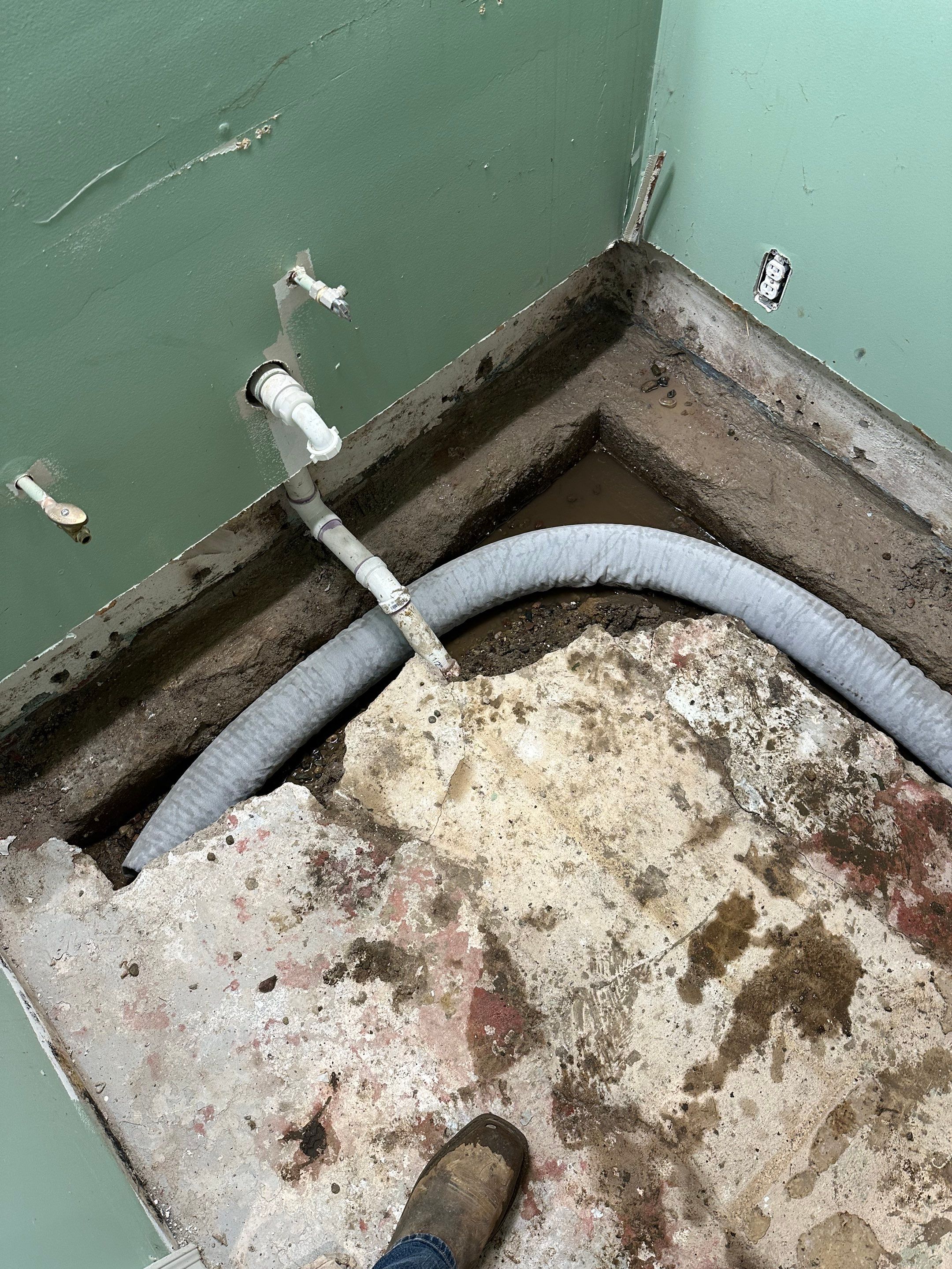 Solving a One-Wall Water Issue in St. Paul by Waterproofing Northeast