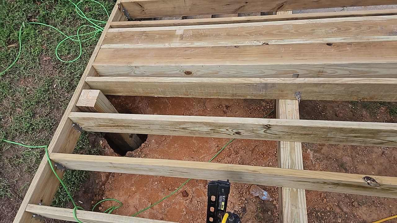 Independence Drive - Deck Installation   by Pillar and Pine