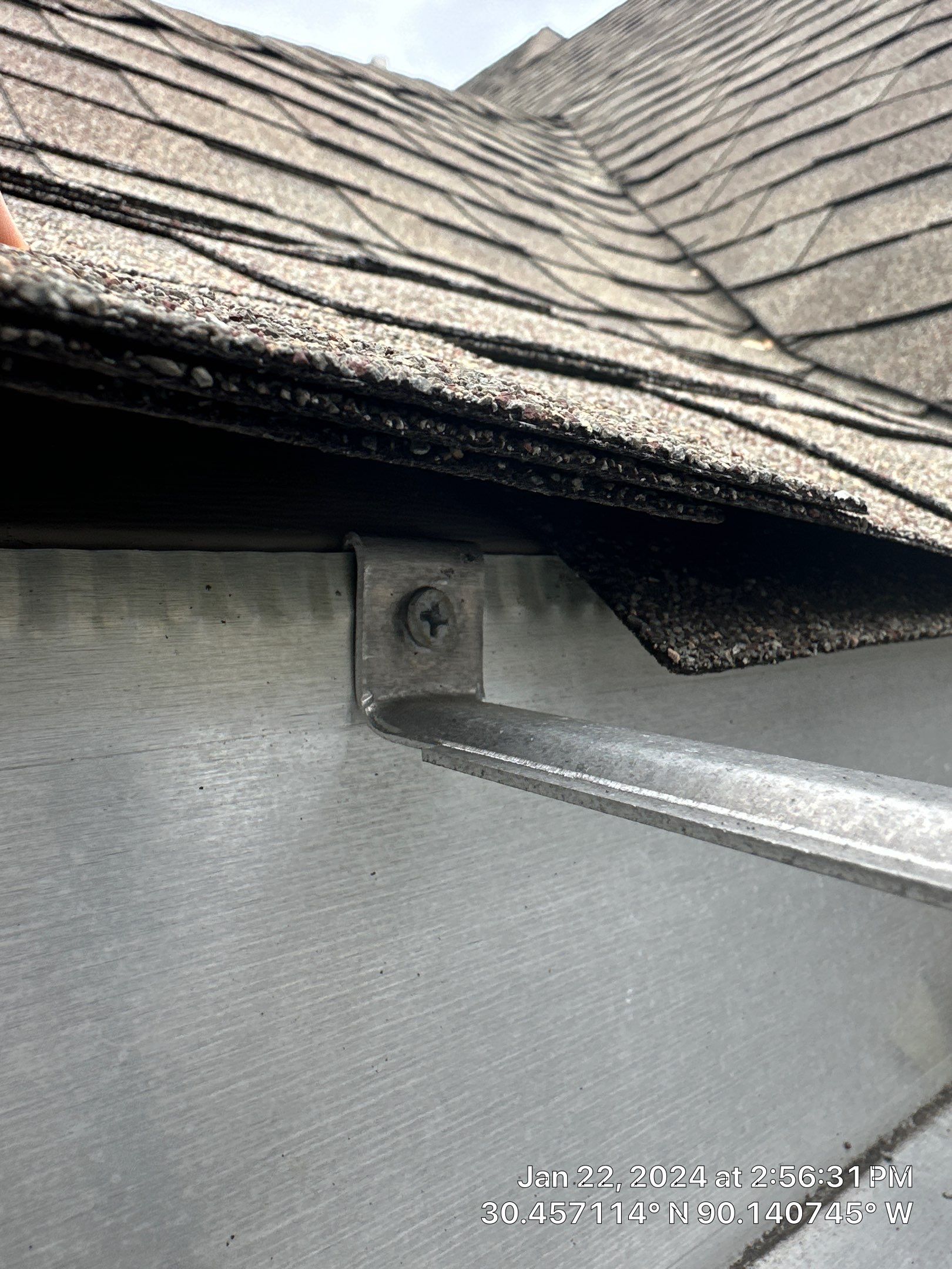 IBHS Fortified Residential Roofing Installation using GAF Timberline HDZ Slate Algae Resistant Laminated High Definition Shingles by Bergens Roofing