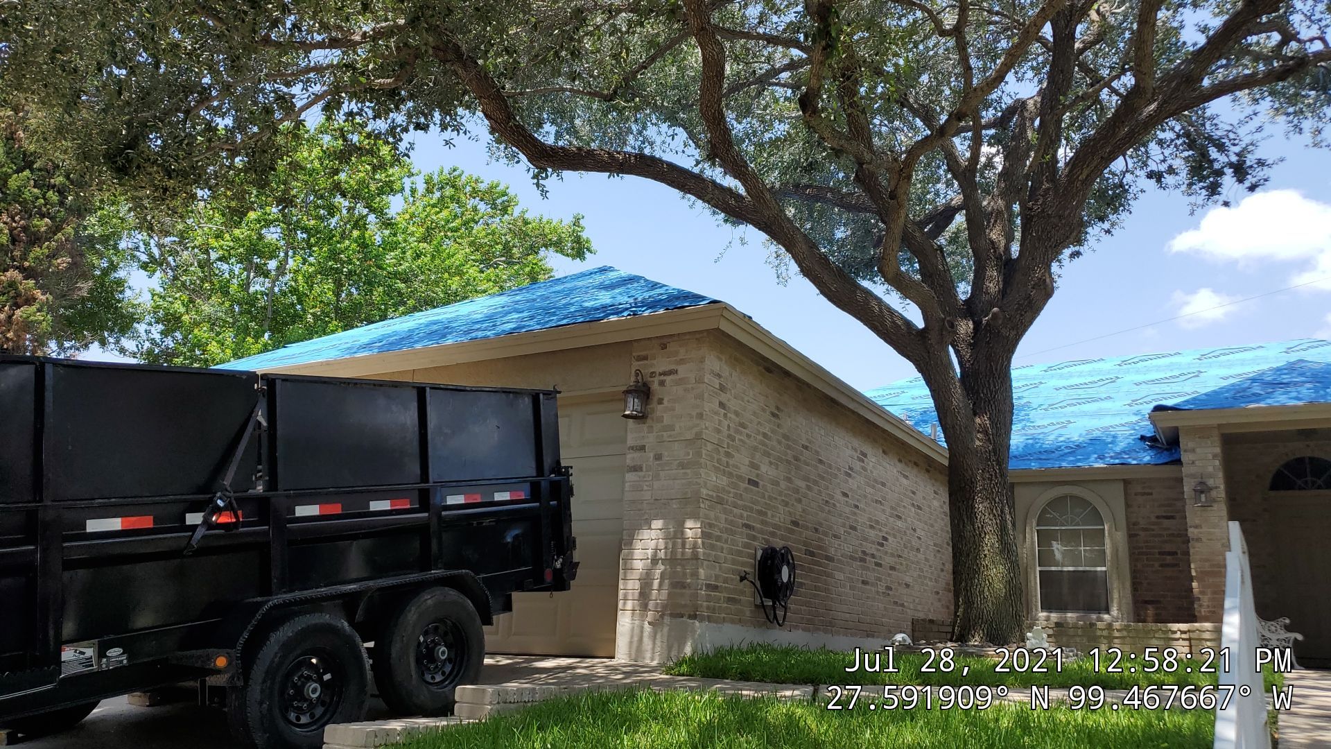 Residential Roofing Installation using Owens Corning - Oakridge by JM Flores Roofing & Construction, Inc