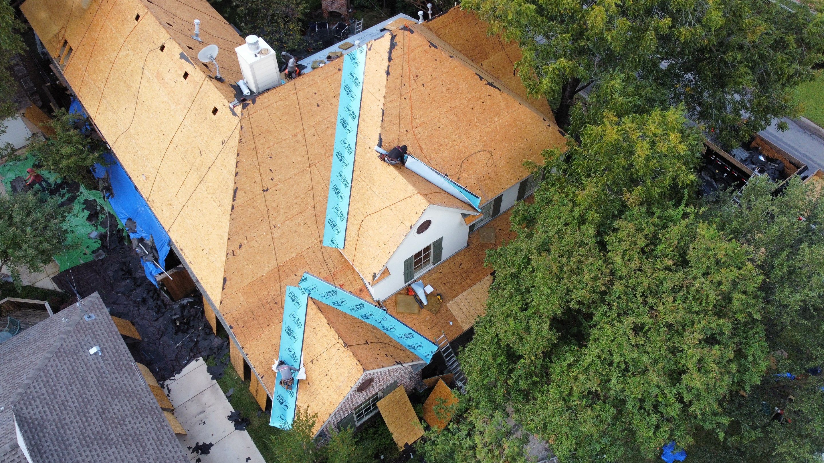 Project in Dallas by Armor Roofing | Exteriors