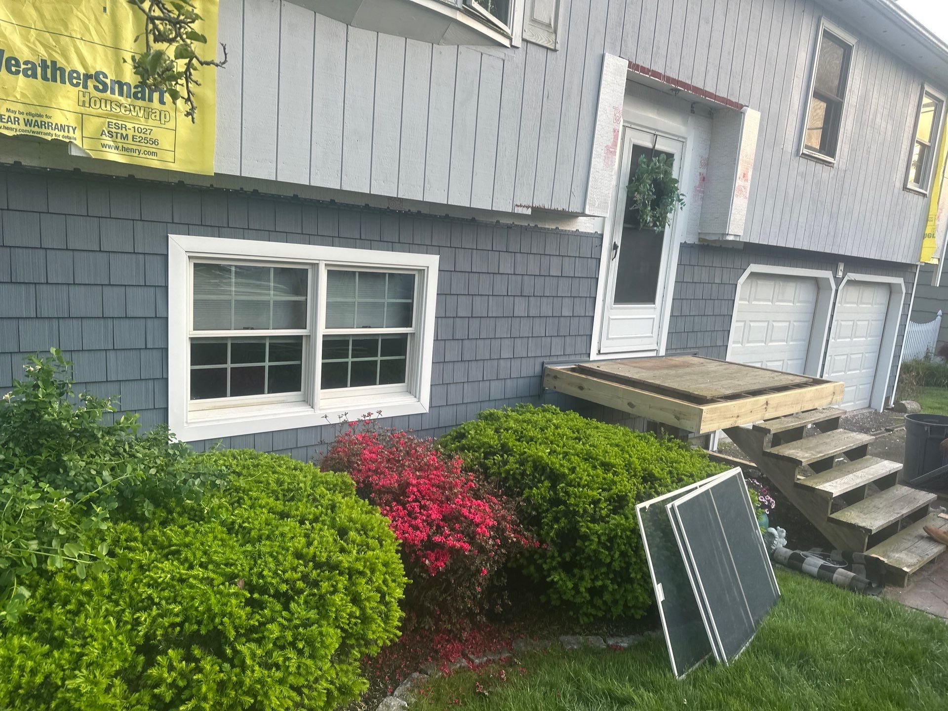 Siding Installation using Certainteed Cedar Impressions Straight Edge Perfection Shingles - D7 - Pacific Blue by A Plus Exterior