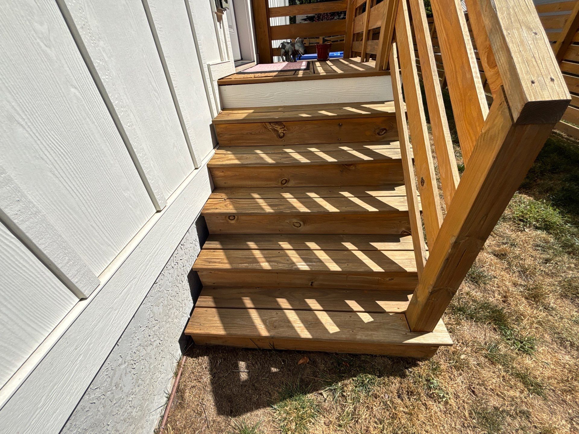 Deck and Fence using Wood Sealant by DuraSeal