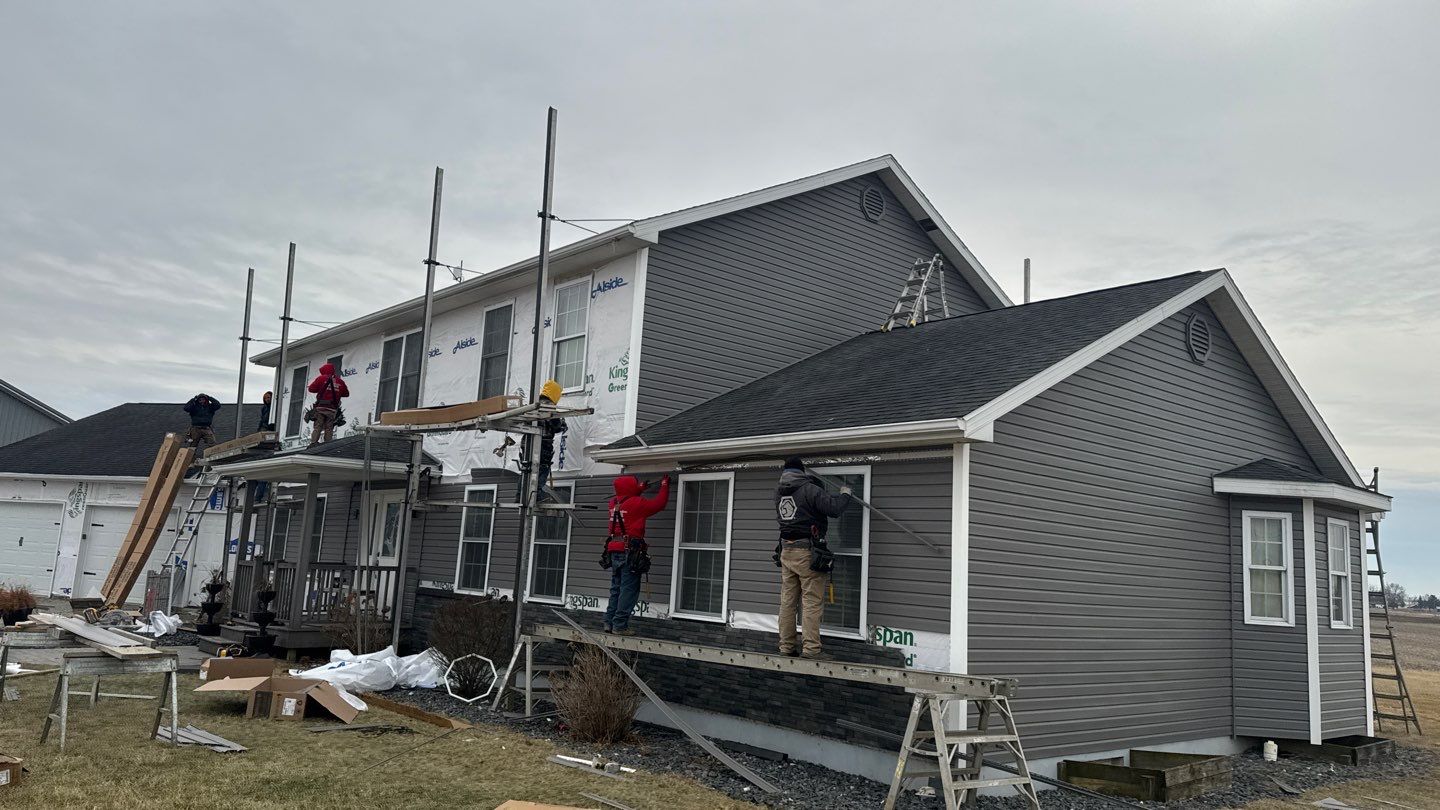 Siding Installation using Alside Coventry D4DL by Nitro Roofing and Construction