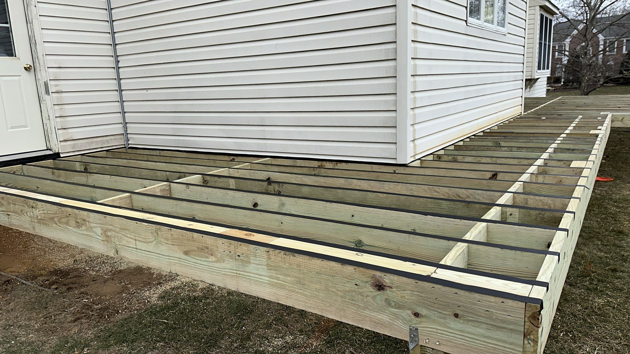New Deck in Manalapan, New Jersey by deck guardian
