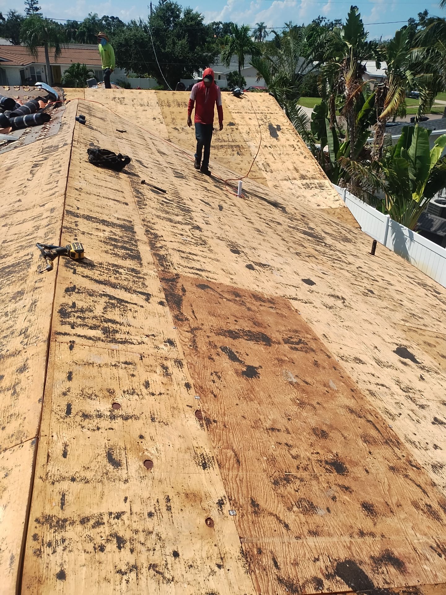 Project in St. Petersburg 33704 by Mitchell Roofing Company LLC 