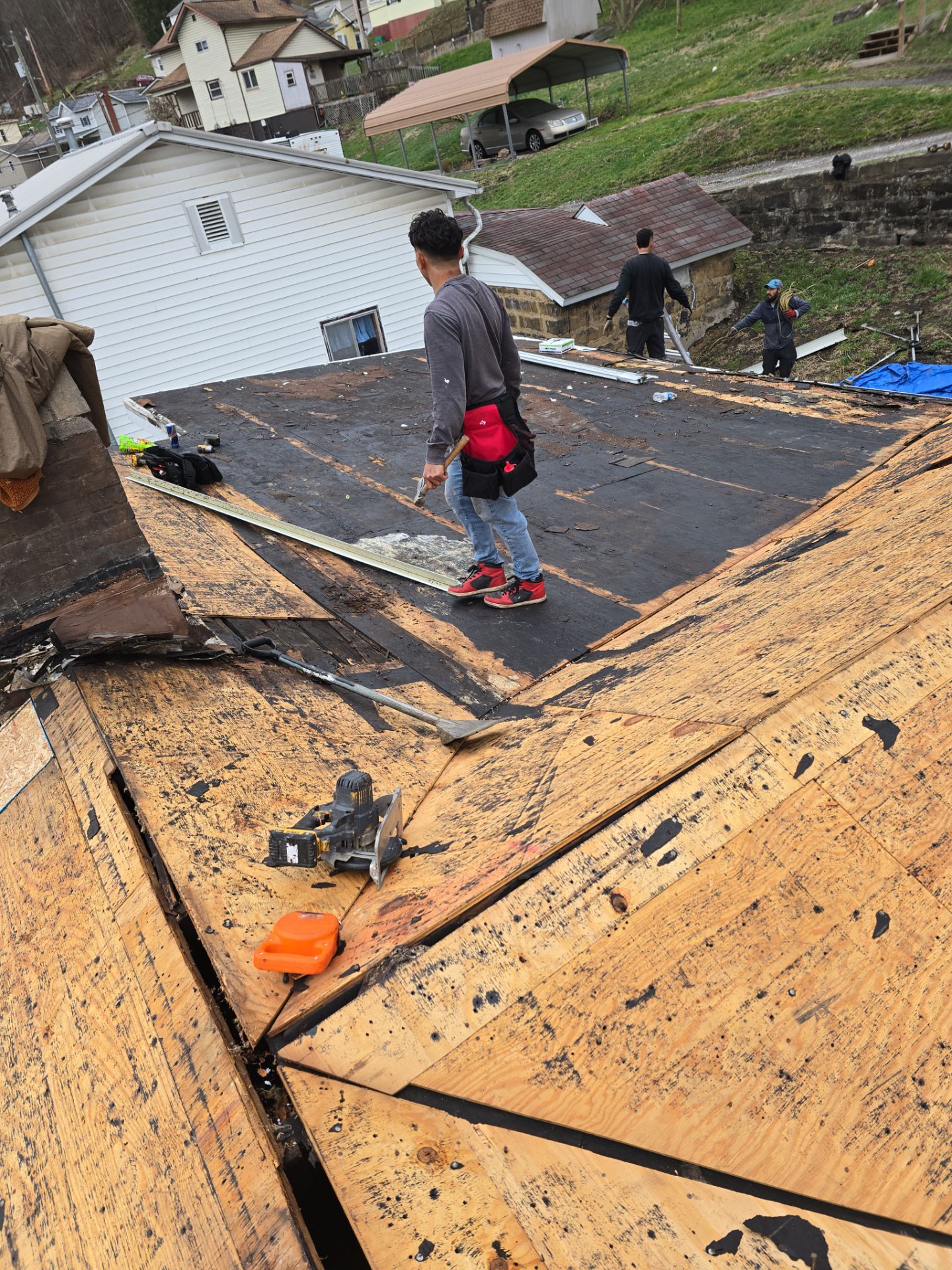 Residential Roofing Installation using GAF Timberline HDZ Biscayne Blue by Rainstoppers Roofing