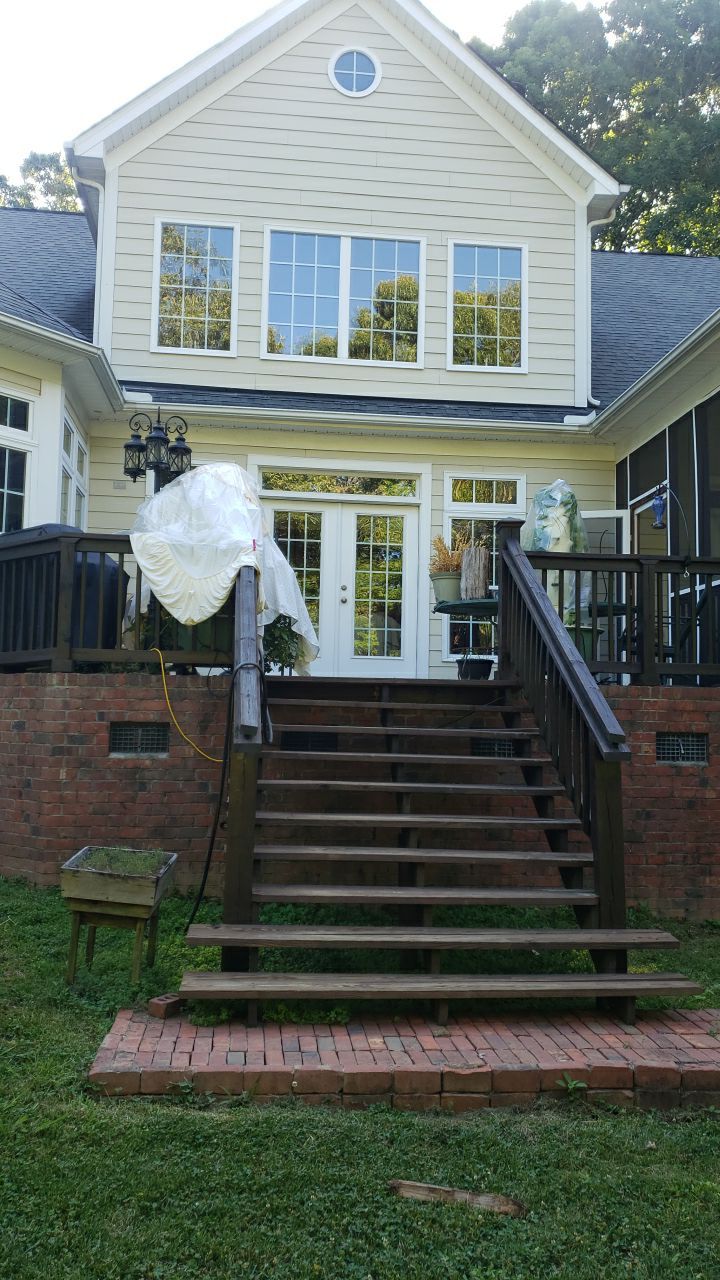 House Wash using cleaner by Power Wash Masters LLC