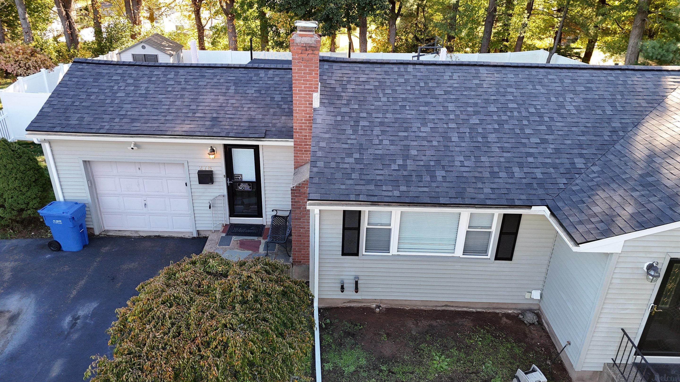 Owens Corning Duration: Onyx Black in Middletown by Golden Shield Roofing