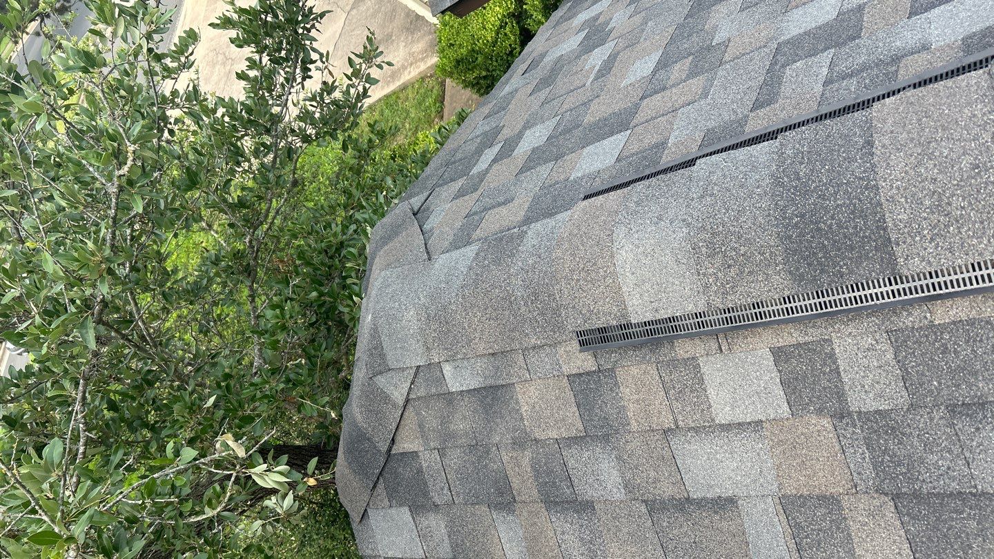 Williamsburg Gray - Owens Corning TruDefinition Duration by RoofsOnly.com