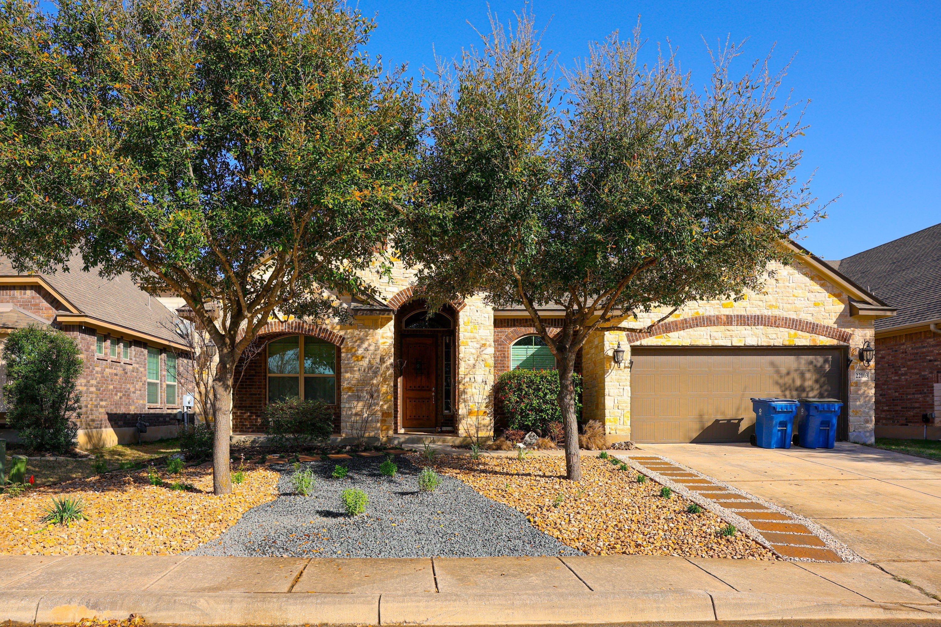 Wortham Oaks, San Antonio by Hole In One Lawns, LLC