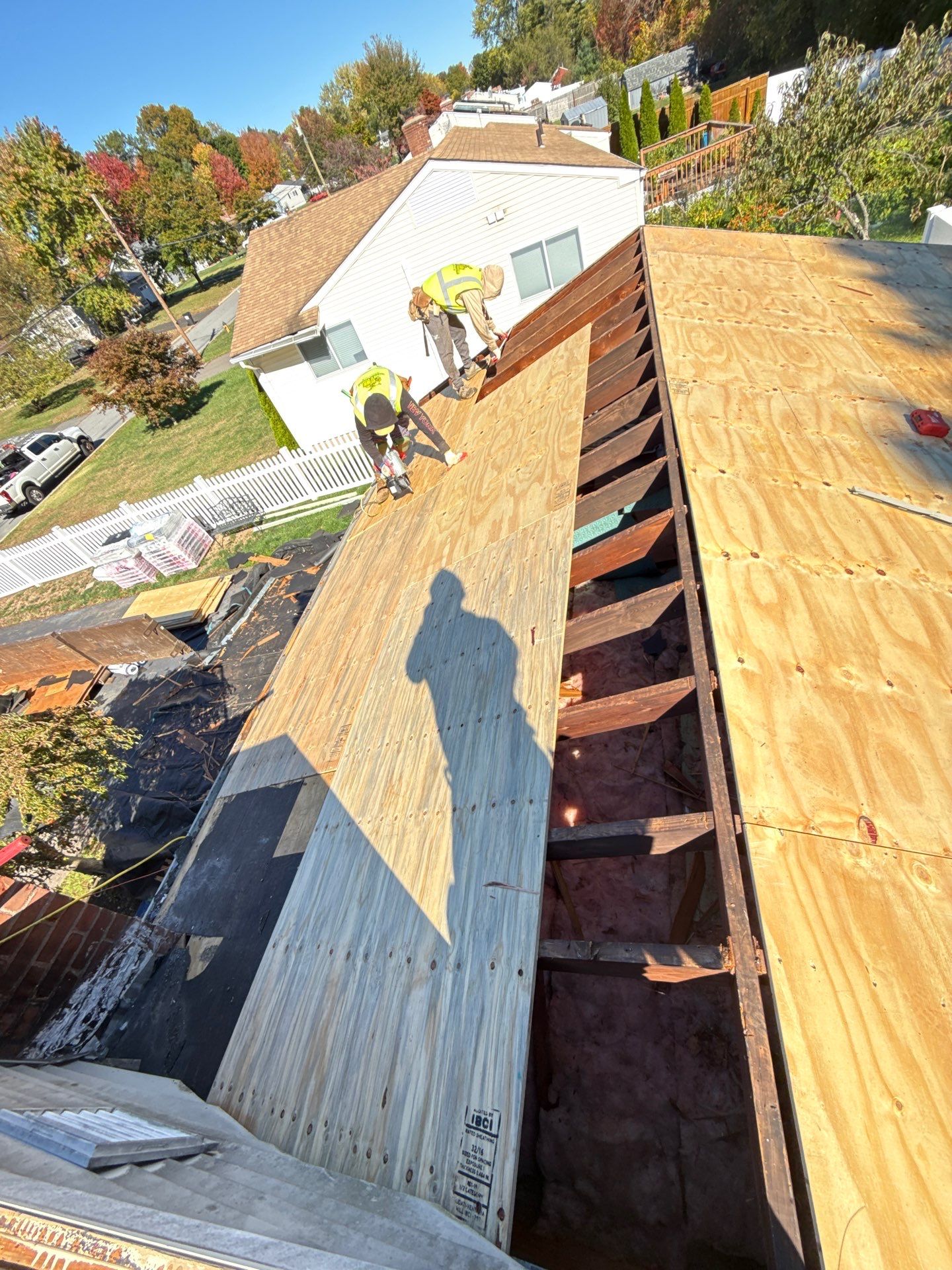 Owens Corning Duration: Onyx Black in Middletown by Golden Shield Roofing