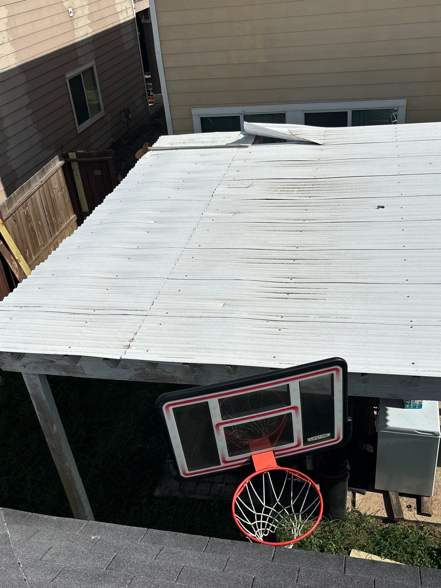 Residential Roofing Installation using Owen's Corning Duration (Lifetime) Shingles by Roof Repair Company