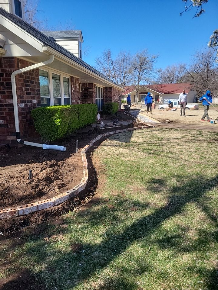 Concrete sidewalk using Concrete by Clays Services Inc