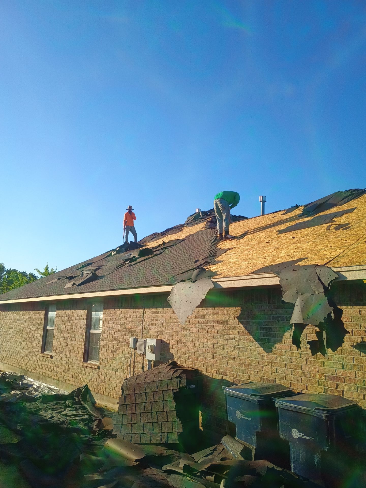 Oklahoma City Full Residential Roof Replacement with GAF Architectural Shingles by BANA Roofing and Solar Supply