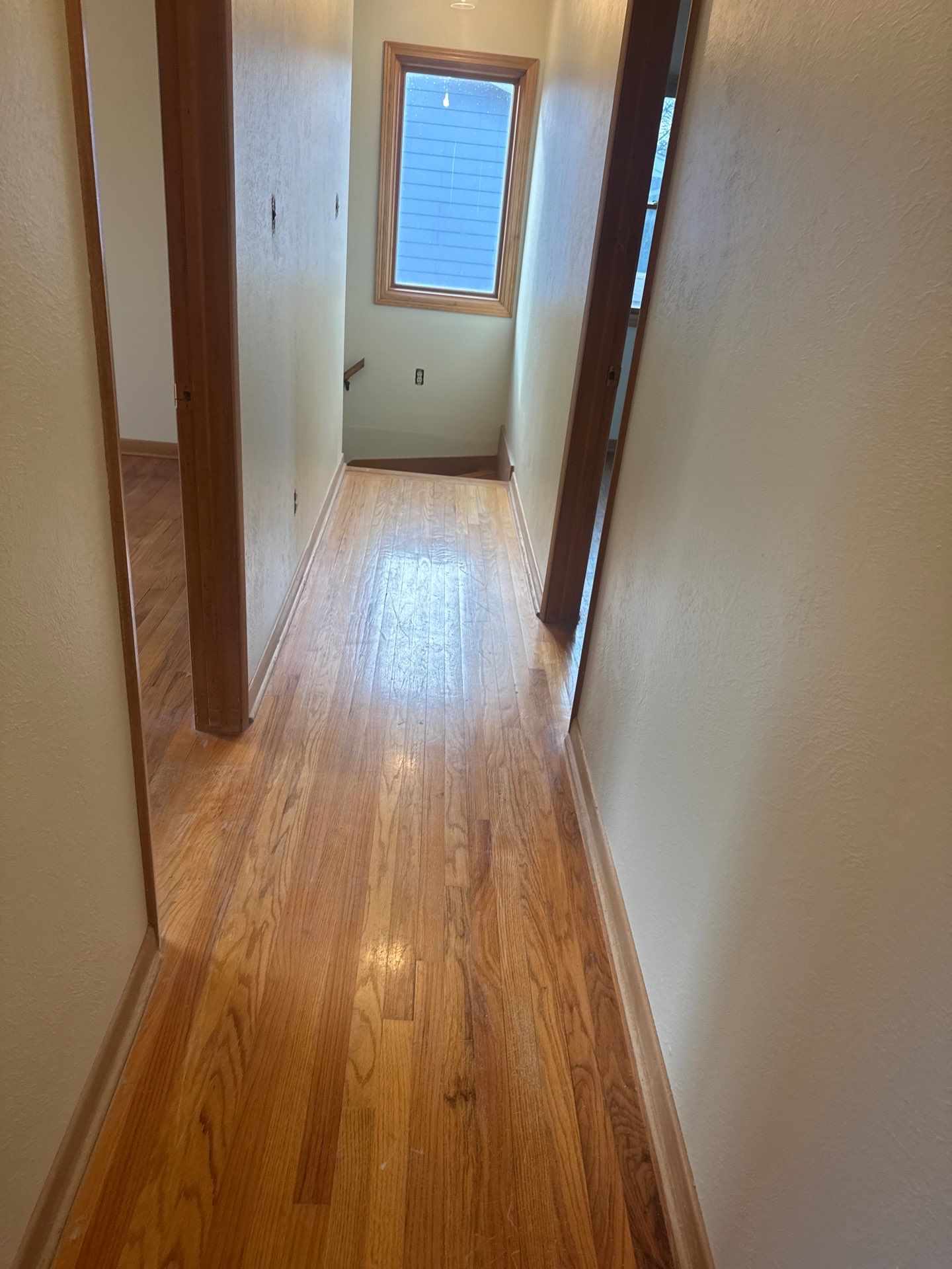 Full Interior Repaint to put the house up for sale by Midwest Paint LLC