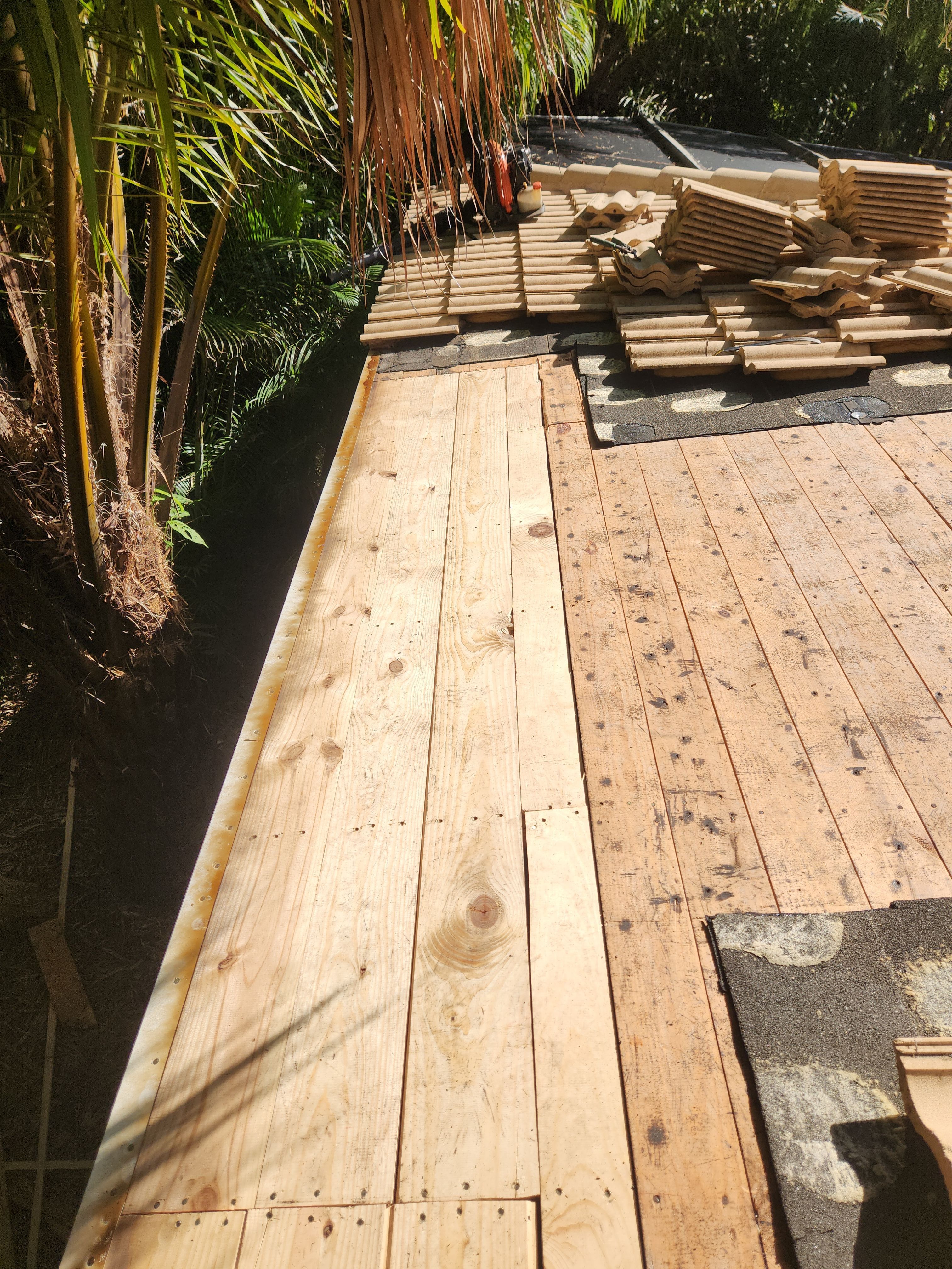Expert Fascia repair and tile roof repair in Boca Raton- Boca Square by Aastro Roofing