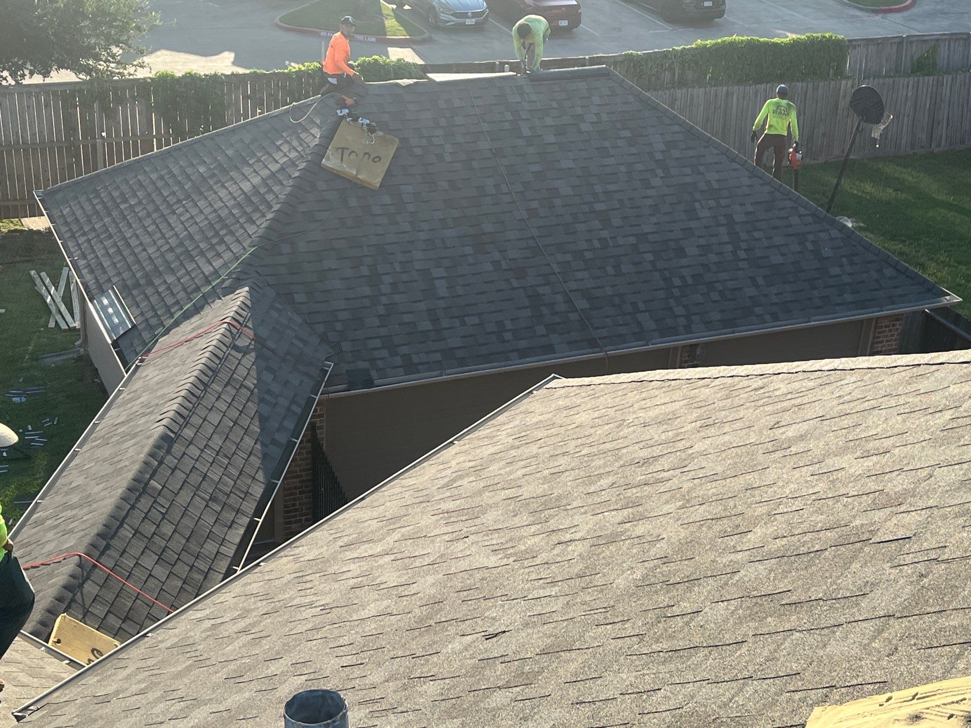 Residential Roofing Installation using Owen's Corning Duration (Lifetime) Shingles by Roof Repair Company