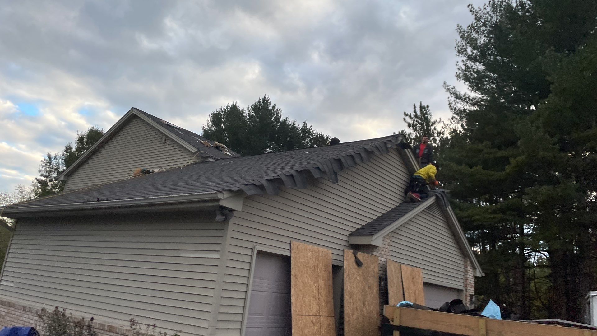Roof Replacement using CertainTeed Landmark by 180 Contractors
