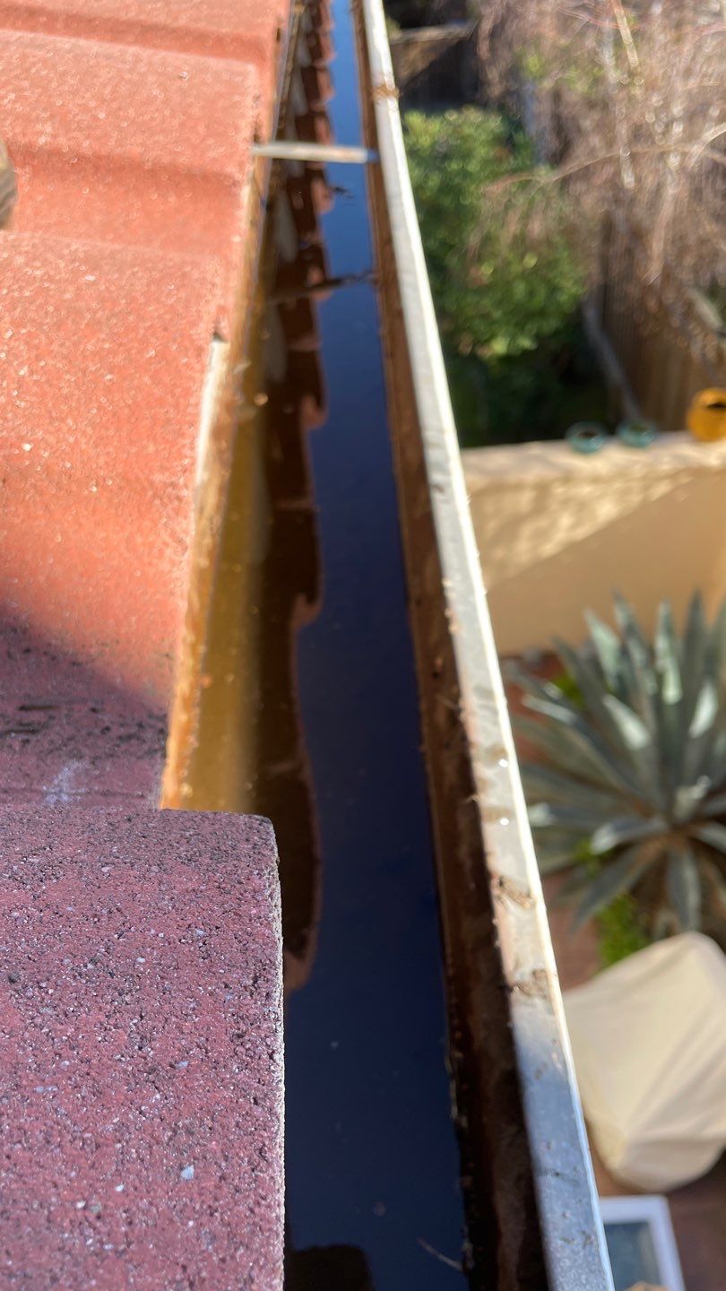 12-Unit HOA Gutter Cleaning in San Jose by All One Solar Shine