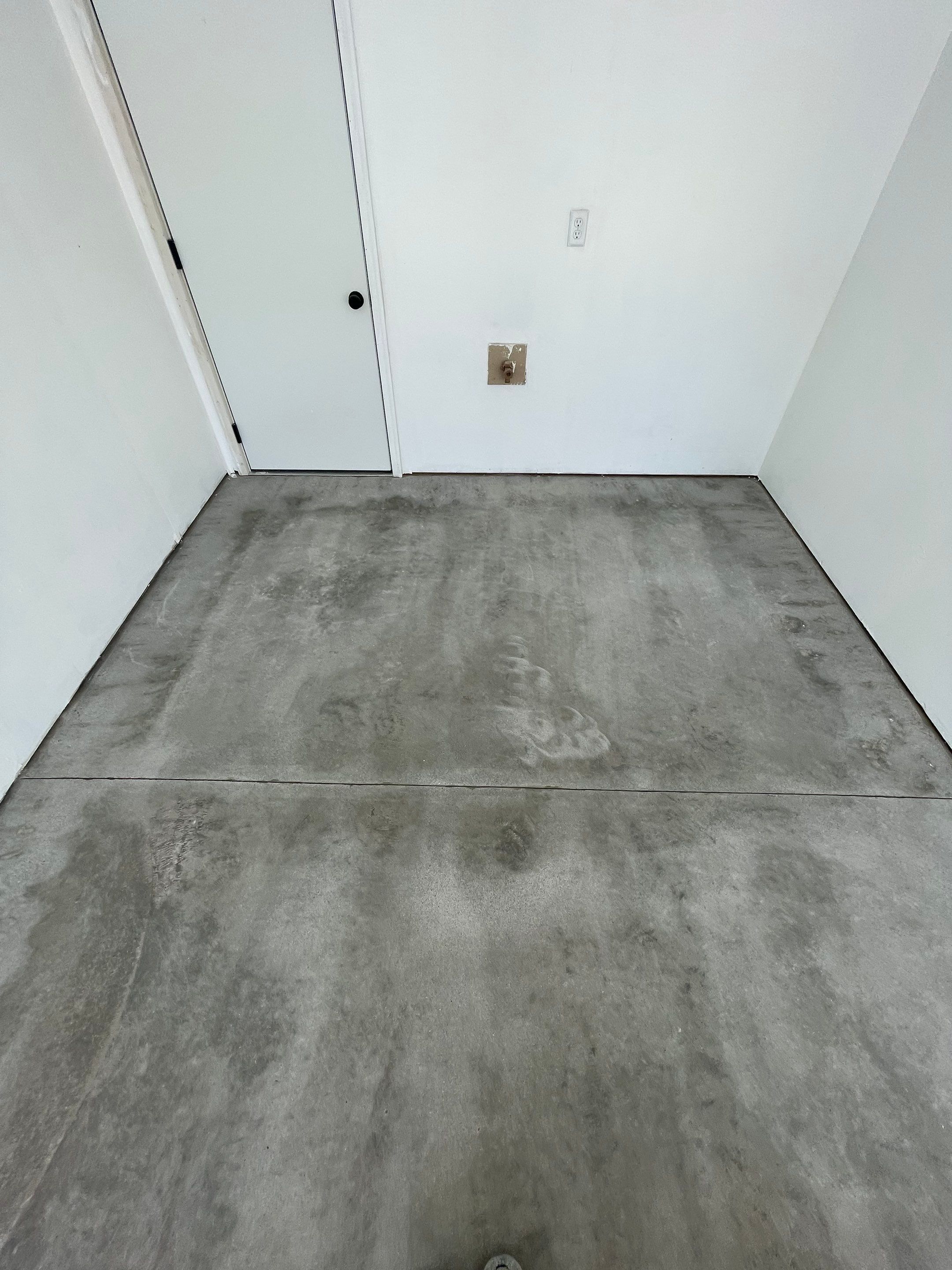 Sioux Falls Garage Floor Transformation with Cabin Fever Decorative Chips by Select Painting, Coatings & Garage Cabinets