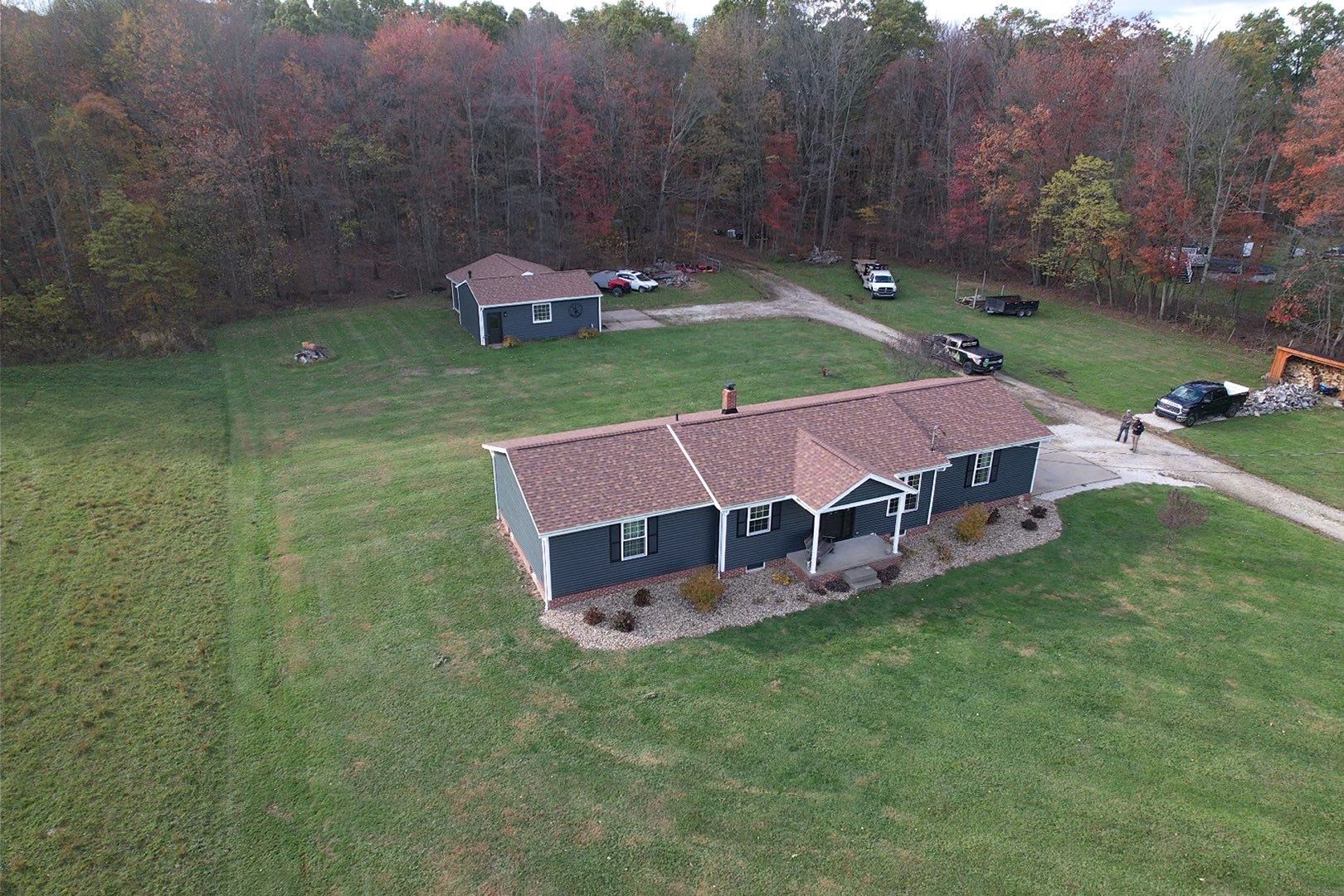 Dellroy Ohio Shingle Roof, Siding and Deck Installation by Pine Ridge Roofing LLC