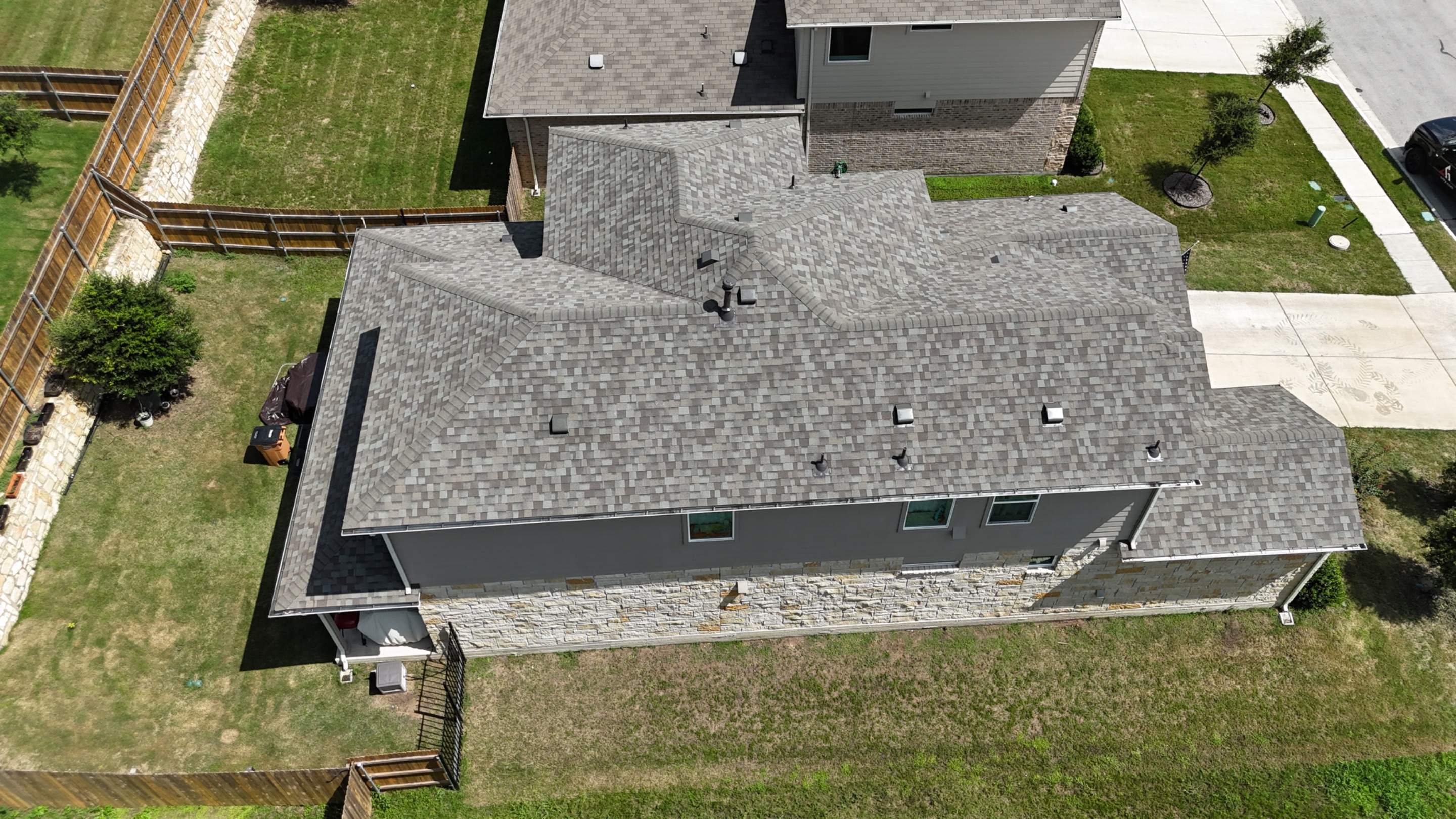 Driftwood - Owens Corning TruDefinition Duration by RoofsOnly.com