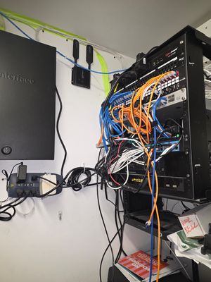 Structured cabling installation by CimaSolutions