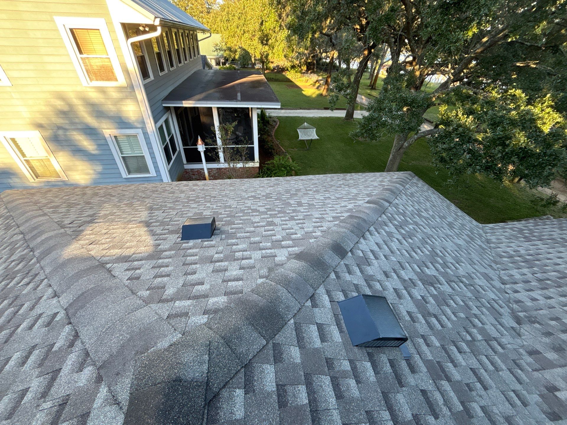 GAF HDZ - Weathered Wood by Linta Roofing Inc