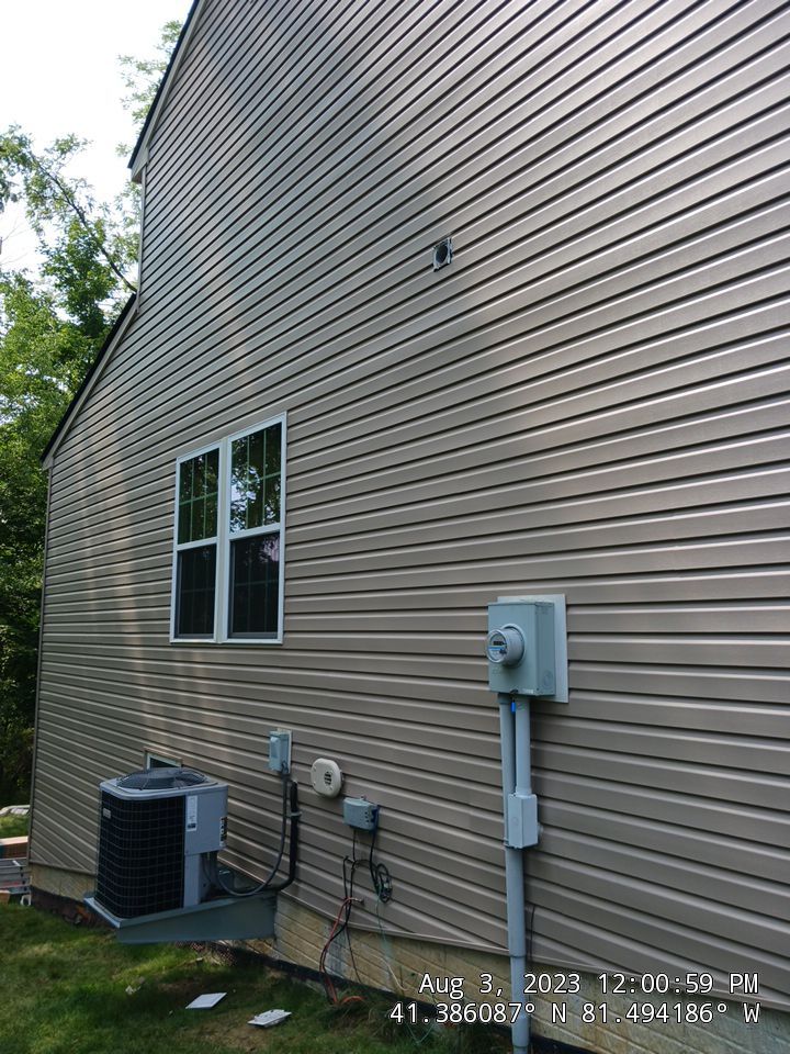 Residential Roof Replacement using CertainTeed Grand Manor by Absolute Roofing and Construction
