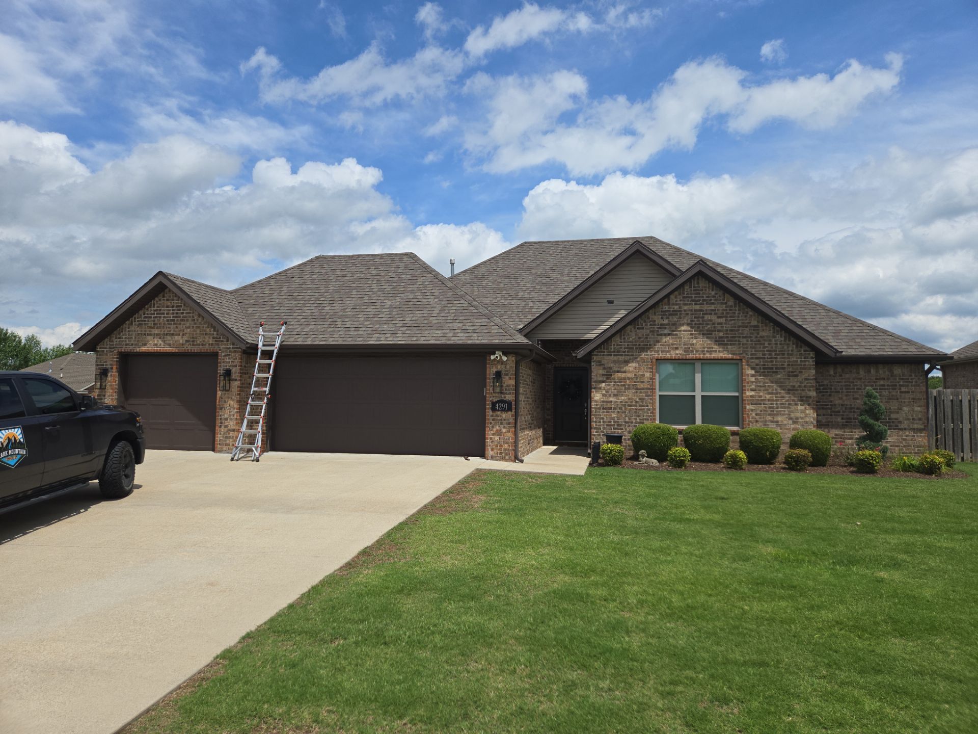 Residential Roof Installation in Springdale, AR by Ozark Mountain Roofing