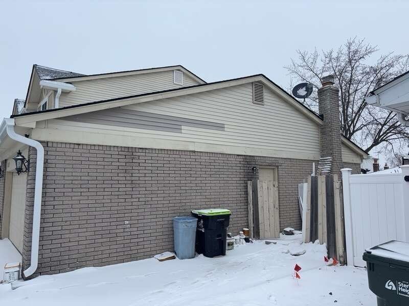 Siding Replacement using Alside Midnight Blue by 180 Contractors